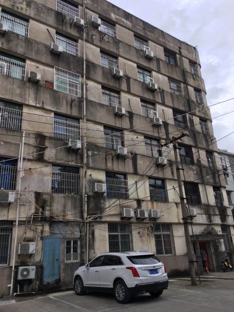 花山區(qū)湖北東路718號1-全部辦公、2-全部車庫用房